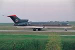 JY-AFU @ LOWW - Royal Jordanian 727-200