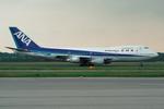 JA8181 @ LOWW - ANA 747-200 - by Andy Graf