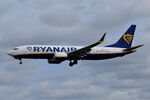 EI-IJD @ EGSH - Landing at Norwich.