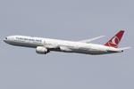 TC-LJG @ LOWW - Turkish Airlines 777-300