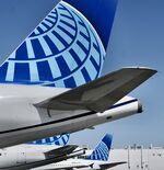 N445UA @ KSFO - SFO 2025 - by Clayton Eddy