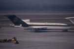 OY-UPM @ LOWW - UPS 727-100F