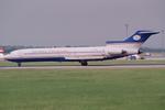 OY-SBO @ LOWW - Sterling European 727-200