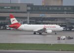 OE-LBX @ LSZH - Airbus A320-214