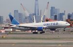 N217UA @ KEWR - Boeing 777-222 - by Mark Pasqualino