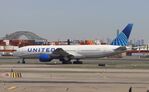 N217UA @ KEWR - Boeing 777-222 - by Mark Pasqualino
