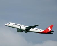 HB-AZE @ EKCH - HB-AZE landing rw 22L - by Erik Oxtorp