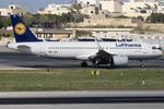 D-AINB @ LMML - Park 9 - by Roberto Cassar