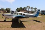 N1077X @ FD04 - Piper PA-28R-200