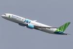 OE-LPM @ LOWW - FlyBamboo 787-9