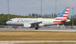N746UW @ KPBI - AAL A319 zx pbi-dca - by FloridaMetal