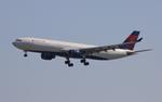 N810NW @ KATL - DAL A333 zx ams, eham-atl - by FloridaMetal