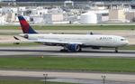 N807NW @ KATL - DAL A333 zx  ams, eham-atl - by FloridaMetal