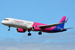 HA-LXJ @ CPH - Kystvejen RWY22L - by Lars Bæk