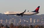 N807DN @ KLAX - DAL 739 zx sea-lax - by FloridaMetal