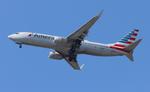 N816NN @ KMIA - AAL 738 zx stx, tisx-mia - by FloridaMetal