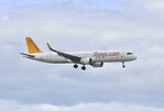 TC-RBY @ ESSA - Rwy 01L - by wijken