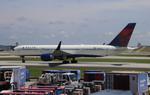 N820DX @ KATL - DAL 752 zx cun, mmun-atl - by FloridaMetal