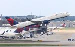 N821DX @ KATL - DAL 752 zx atl-msp - by FloridaMetal
