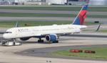 N819DX @ KATL - DAL 752 zx  - by FloridaMetal