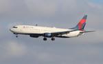 N814DN @ KLAX - DAL 739 zx slc-lax - by FloridaMetal