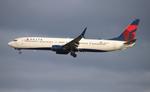 N827DN @ KMCO - DAL 739 zx msp-mco - by FloridaMetal