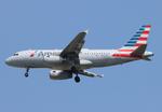 N837AW @ KORD - AAL A319 zx pit-ord - by FloridaMetal