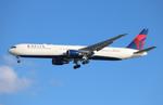 N827MH @ KTPA - DAL 764 zx atl-tpa - by FloridaMetal