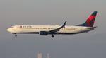 N827DN @ KLAX - DAL 739 zx sea-lax - by FloridaMetal