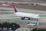 N840MH @ KLAX - DAL 764 zx lax-jfk - by FloridaMetal