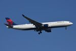 N811NW @ EHAM - DL162 from MSP landing - by FerryPNL