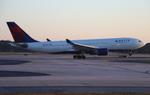 N860NW @ KATL - DAL A332 zx atl-los - by FloridaMetal