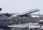 N895AT @ KATL - DAL 712 zx atl-lex - by FloridaMetal