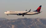 N877DN @ KLAX - DAL 739 zx sfo-lax - by FloridaMetal