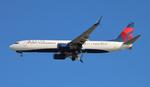 N861DN @ KTPA - DAL 739 zx jfk-tpa - by FloridaMetal