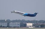 N15527 @ KORD - EMB-135LR