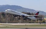 N830MH @ LSZH - Boeing 767-432/ER - by Mark Pasqualino