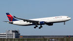 N812NW @ EHAM - at eham - by Ronald