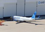 N73256 @ KRFD - Boeing 737-824