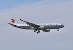 B-6113 @ ESSA - Rwy 01L - by wijken