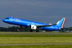 EI-HXG @ EHAM - ITA A321N lifting-off - by FerryPNL