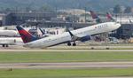 N910DU @ KATL - DAL  739 zx atl-bhm - by FloridaMetal