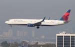 N911DQ @ KLAX - DAL 739 zx slc-lax - by FloridaMetal