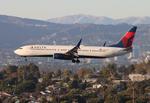 N902DN @ KLAX - DAL 739 zx msy-lax - by FloridaMetal