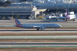 N900UW @ KLAX - AAL A321 zx dfw-lax - by FloridaMetal
