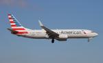 N903NN @ KMIA - AAL 738 zx ewr-mia - by FloridaMetal