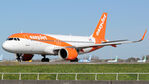 OE-LSI @ EHAM - at eham - by Ronald