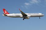 TC-JTO @ LMML - Airbus A321-231 reg TC-JTO of Turkish Airlines landing in Malta RW31. - by raymond