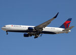 N187DN @ LEBL - Landing rwy 24R in new c/s - by Shunn311