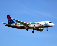 OO-SNM @ EKCH - OO-SNM landing rw 22L - by Erik Oxtorp